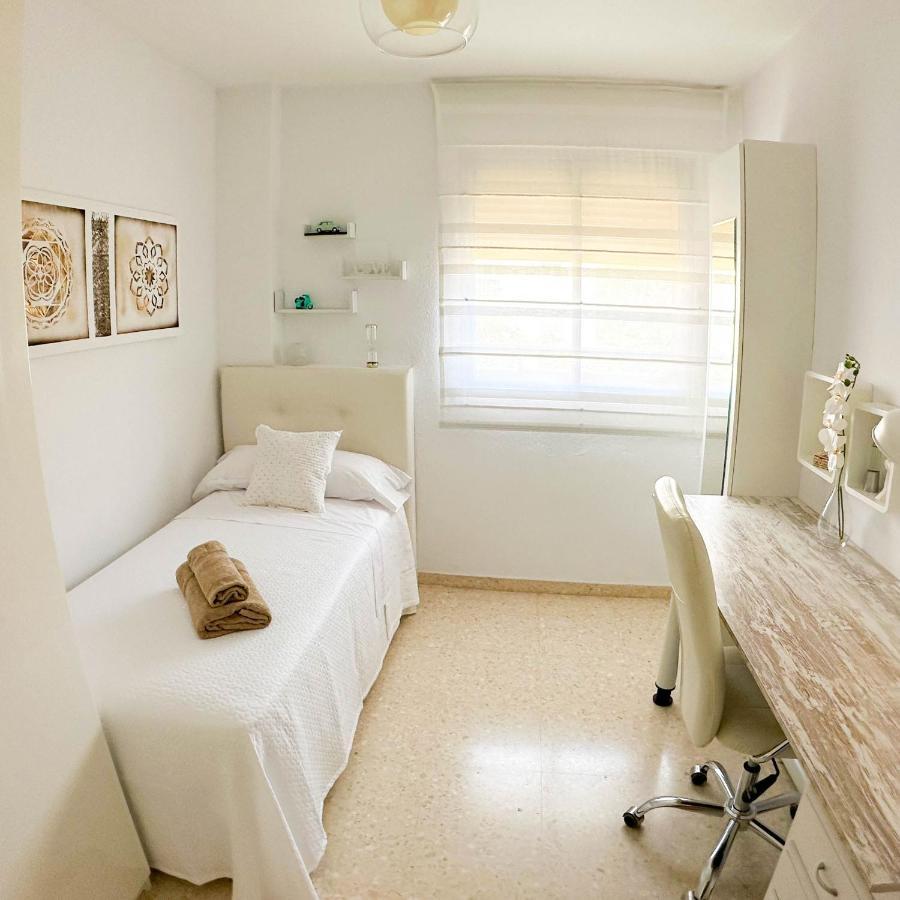Apartament Catalina - Close To The Beach Estepona Exterior photo